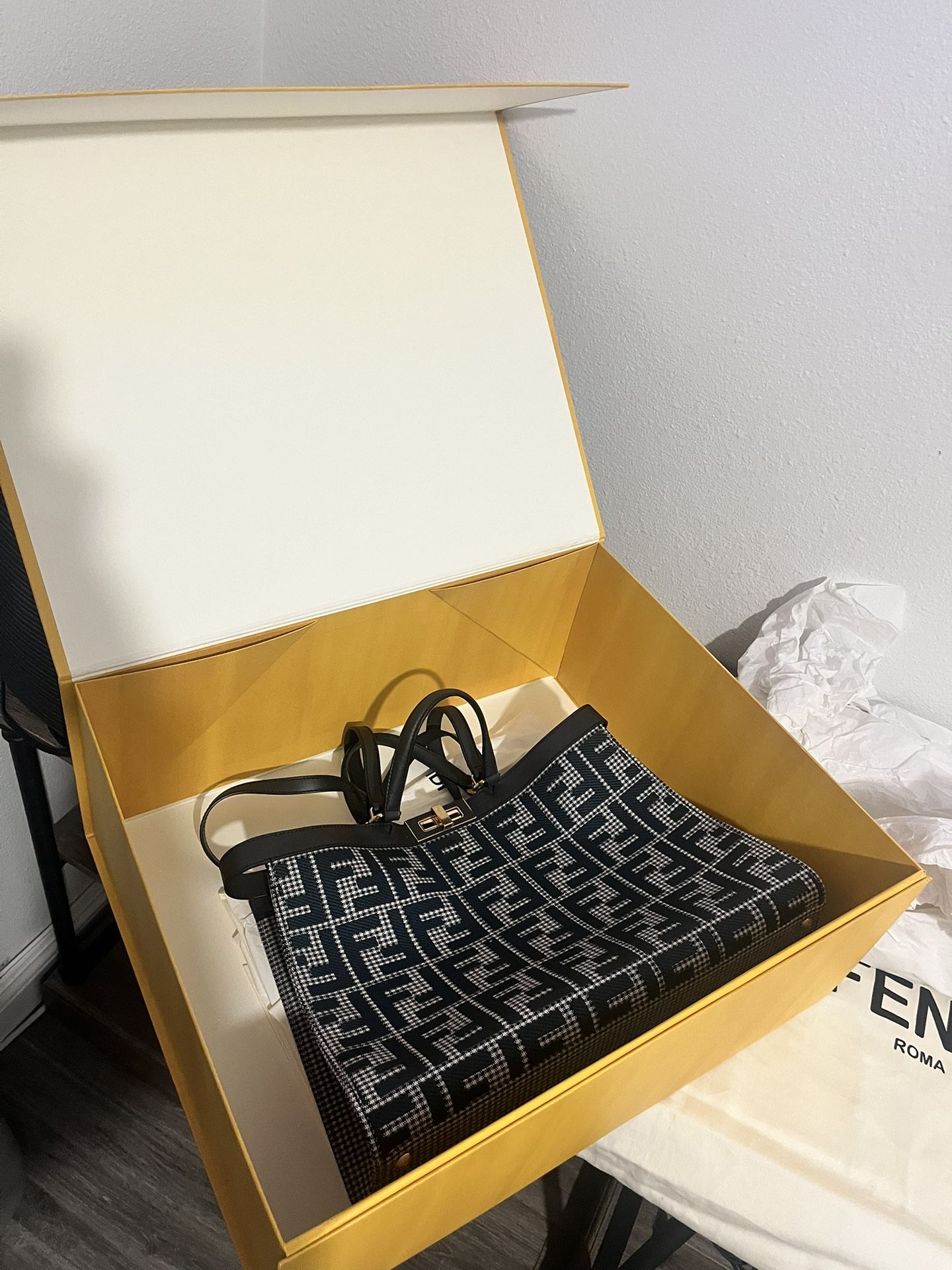 Fendi Peekaboo X-tote Medium Bag