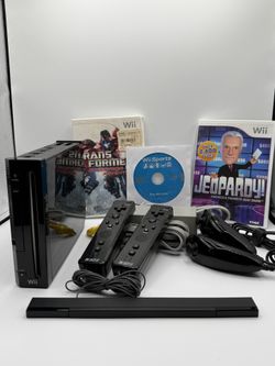 Black Nintendo Wii Sports Bundle - Tested And Working - (RVL-001)