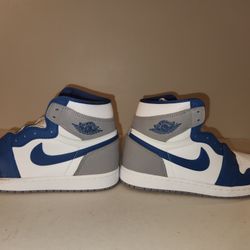 Nike Air Jordan 1 Retro High OG "True Blue" sneakers.  