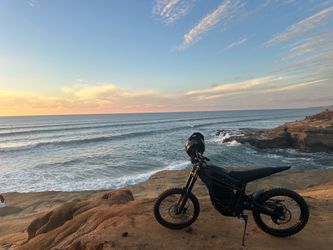 Talaria Sting R MX4 — 579 KM / 360 Miles — Battery + Charger