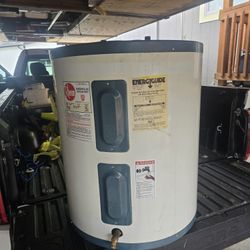 Water Heater 40 Gals