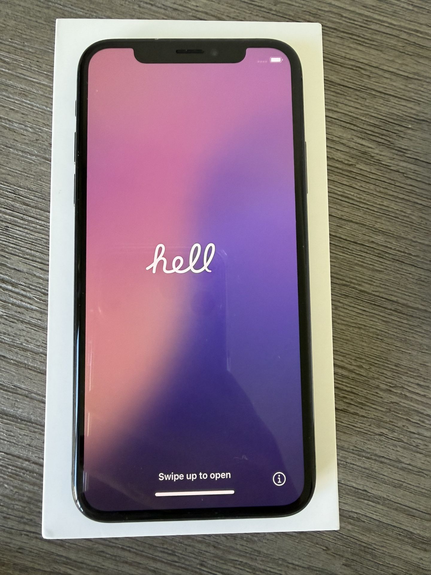 iPhone XS, 256GB, Space Gray