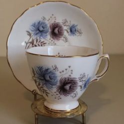 Royal vale bone China tea cup set