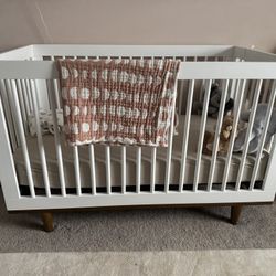 3-in-1 Convertible crib