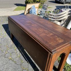 mid century mod furniture 