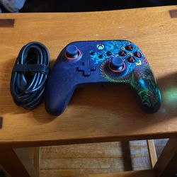 2 Xbox One controller