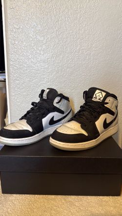 Air Jordan 1 Mid SE shoe