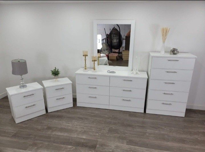 DRESSER WITH MIRROR, CHEST AND TWO NIGHSTANDS