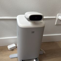 automatic feeder/sitter with 2k camera