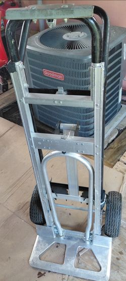 HAND TRUCK DOLLY