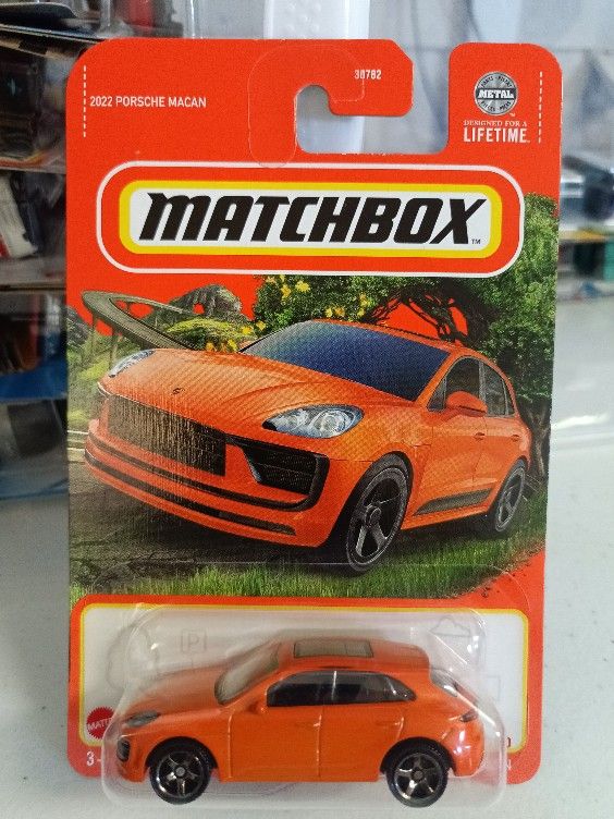 Matchbox: 2022 Porsche Macan