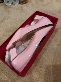 Authentic Roger Vivier Belle Vivier 45 Patent Leather Pumps