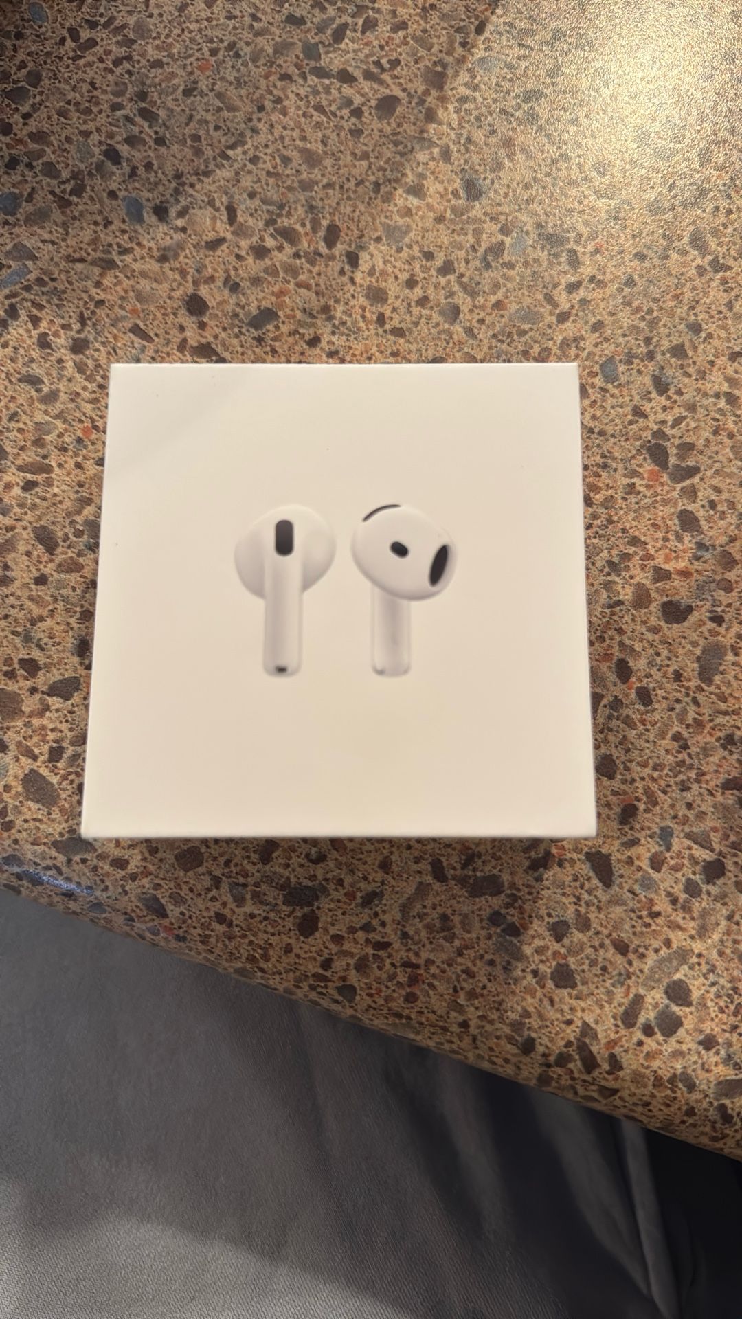 AirPods Gen 4