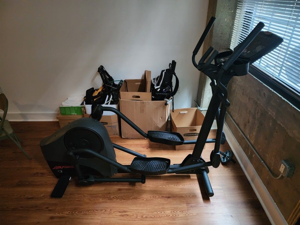 Commercial Elliptical For Sale $800