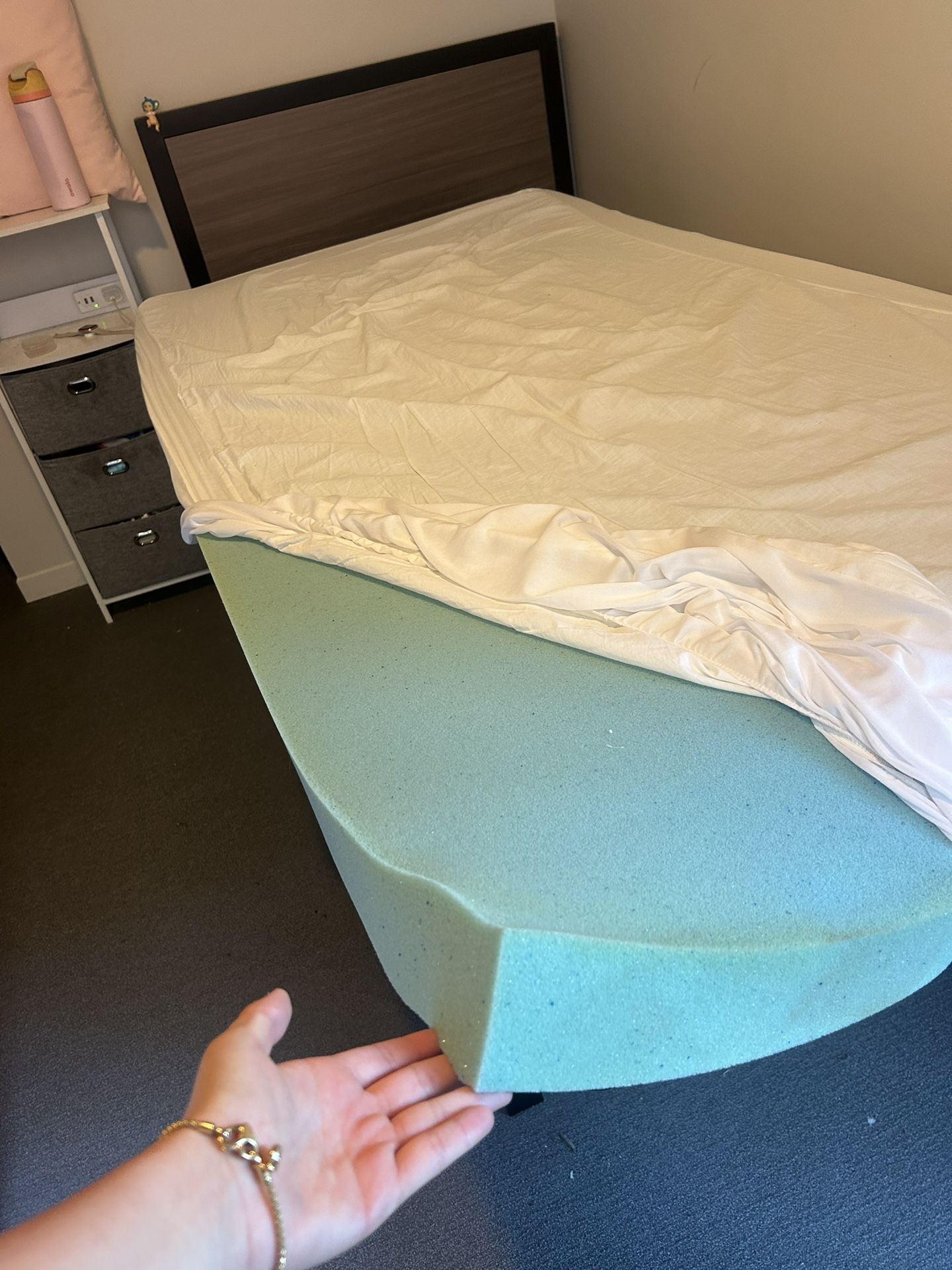 3 inch Memory form Twin XL mattress topper