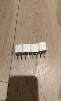 Apple USB A plugs