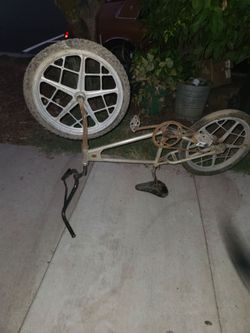 vintage 1978s Mongoose Motomag old-school BMX bike