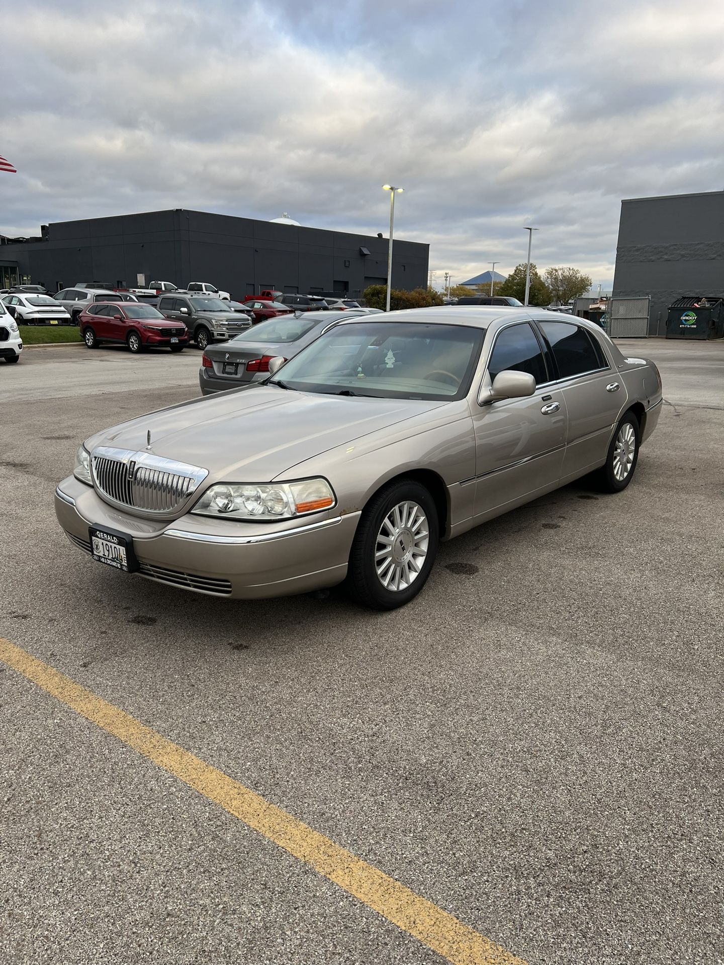 2003 Lincoln Town Car