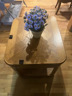Artique Hardwood Coffee Table