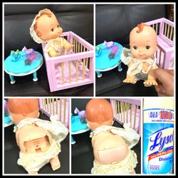 1981 Playmates Toy Baby Crawl Away Doll, American Doll Table And Crib 