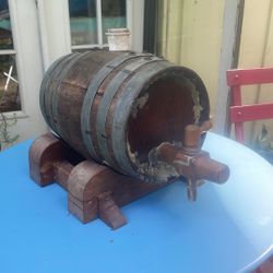 Antique French oak Wine/Whiskey/Rum barrel