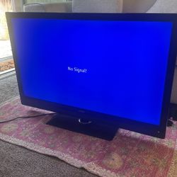 VIZIO 37” HDTV