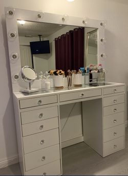 Vanity Mirror 