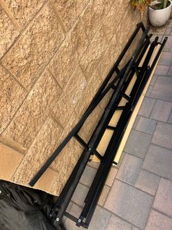 Free queen Bedframe