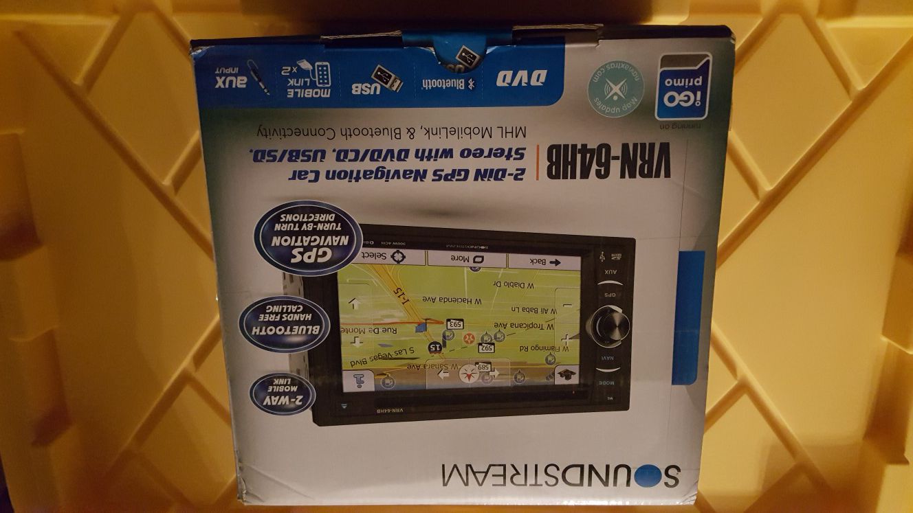 Soundstream double DIN with navigation