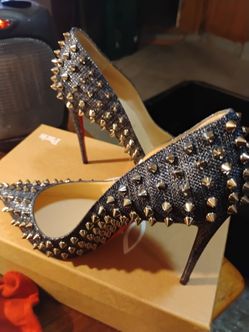 Women's Accessories