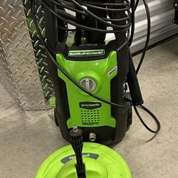 Greenworks 1600 pSI Pressure washer