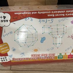 $10 Fort Building Kit