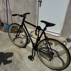Bike (fixie)