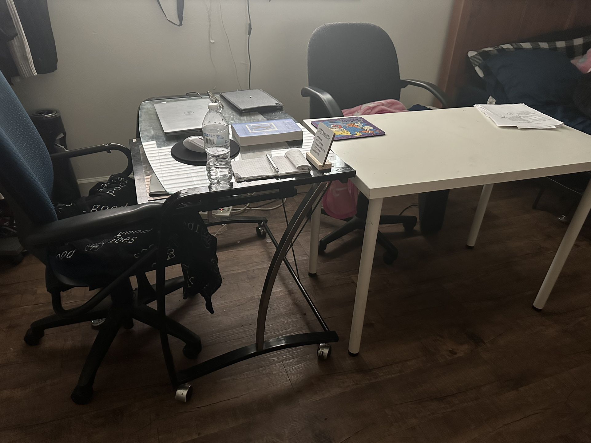 Office Table And Office  Chairs 
