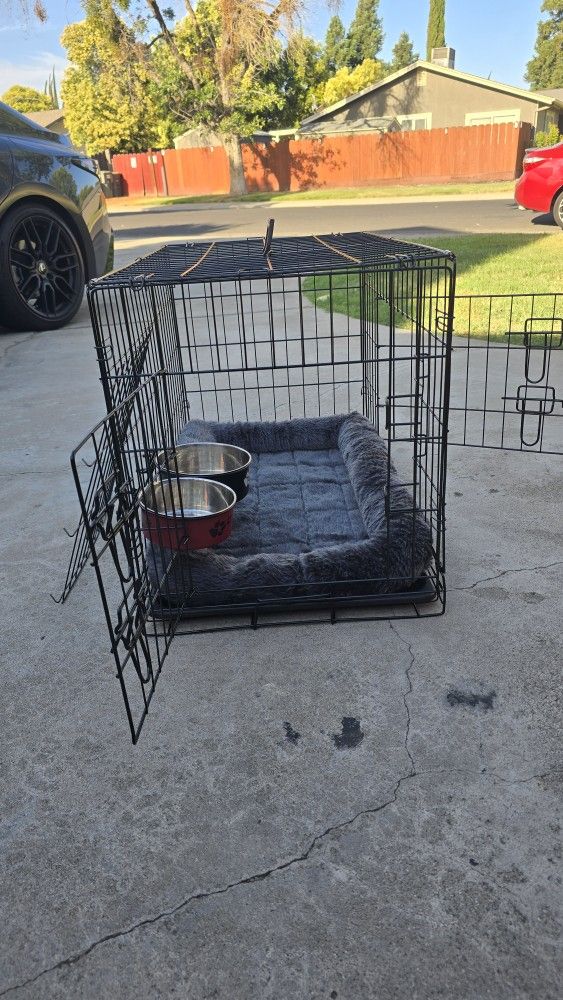 Dog Crate (30x18x20) And Accessories