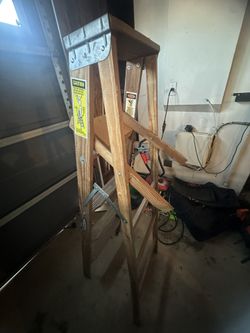 Wood Ladder