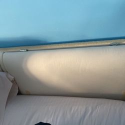 Queen Bedroom Set 
