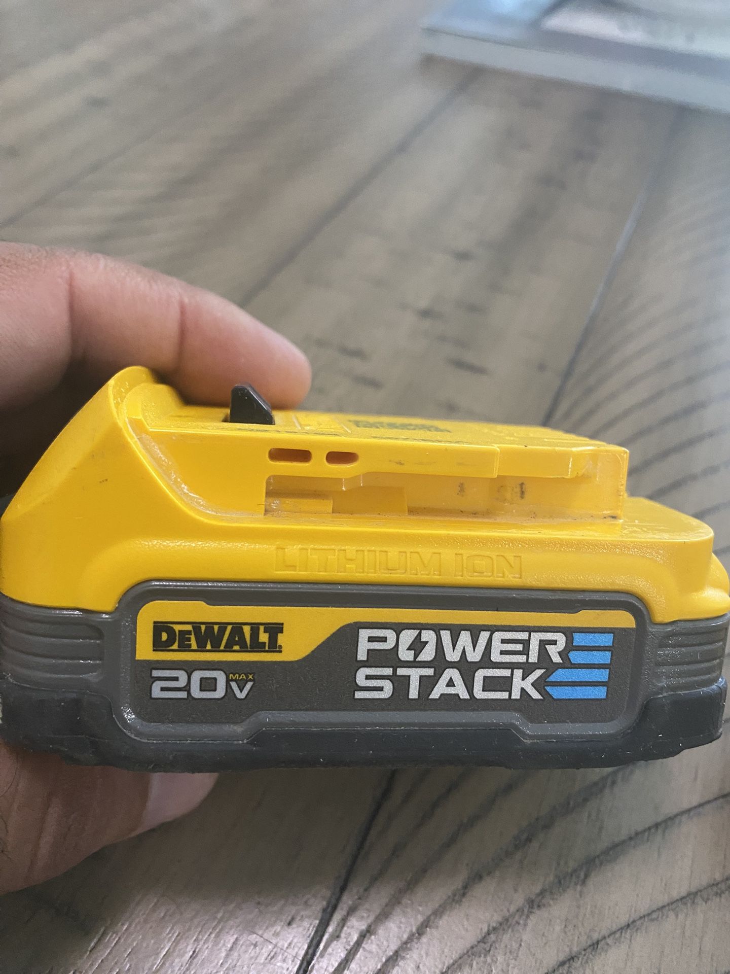 Dewalt 20v Battery Power Stack 