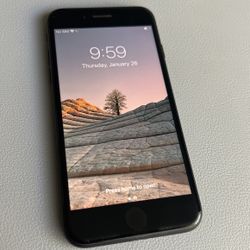 Apple iPhone 7 (32GB)UNLOCKED /DESBLOQUEADO  For All Carriers  🔥