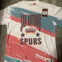 Brand new with tags Mitchell and Ness San Antonio Spurs Shirt size Medium 