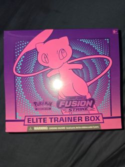 Fusion Strike ETB Sealed