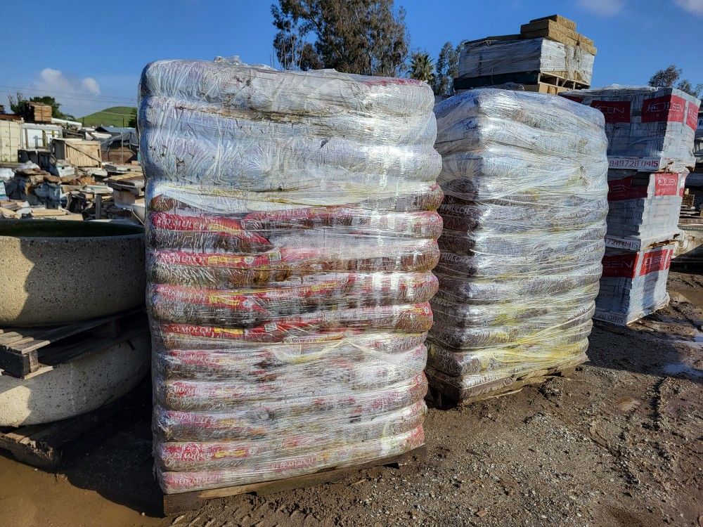 RED MULCH $100 PER PALLET. 65 BAGS PER PALLET