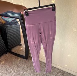 Lululemon Size 2 Purple High-Waist Athletic Leggings