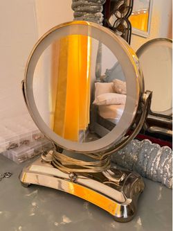 2 sided skin care mirror
