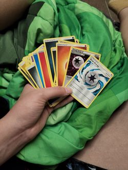 52 Pokemon Energy Cards