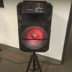 15 Inch Rechargeable Bluetooth Speaker/aux/fm/USB And SD Port/microphone For Karaoke/brand New!!