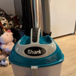 Shark Navigator 