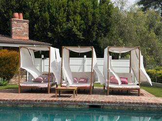 Luxury Outdoor Poolside Canopy Daybeds – Set of 3