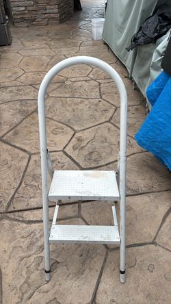 Step ladder