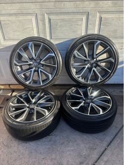 18 inch Toyota Corolla and Prius wheels